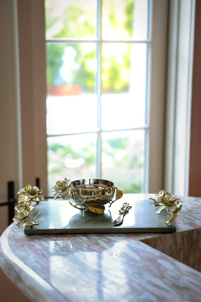 Gardenia Cheeseboard with Knife - Image 2