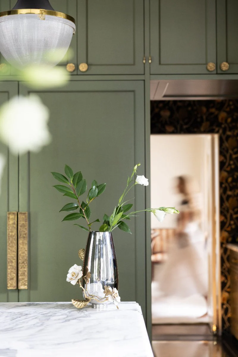 Gardenia Vase - Image 2