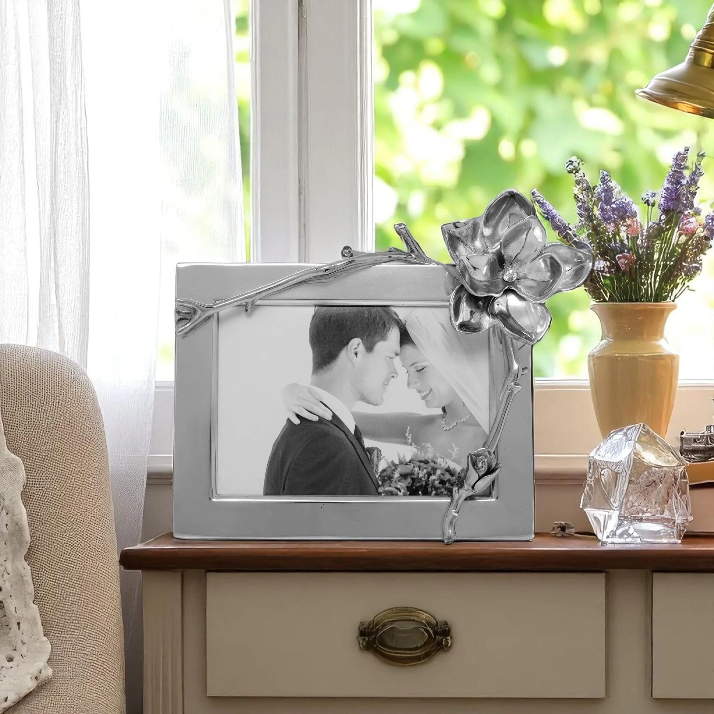 Magnolia Blossom Picture Frame - 5X7 - Image 3