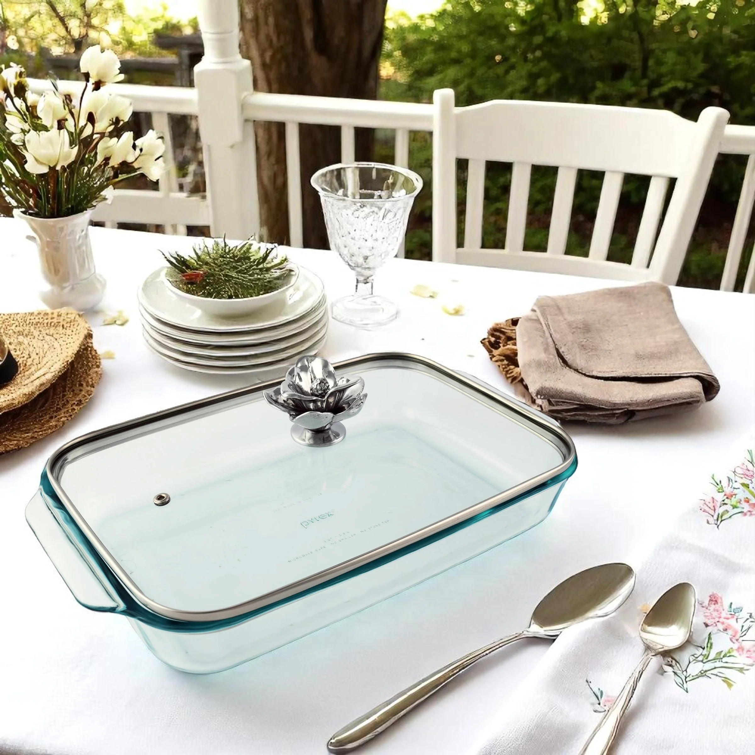 Magnolia Lid with Pyrex 3 quart Baking Dish - Image 3