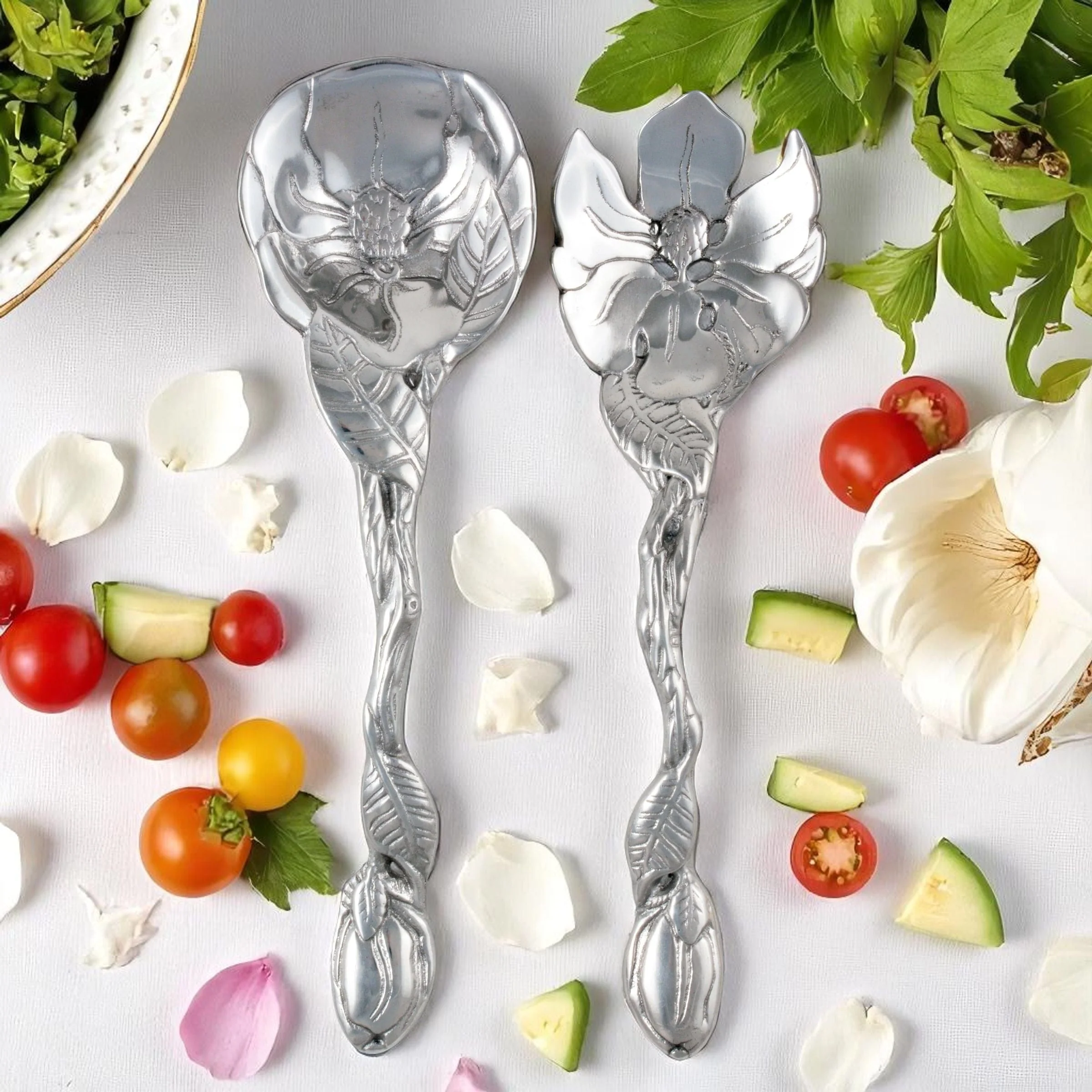 Magnolia Serving Set - Image 2