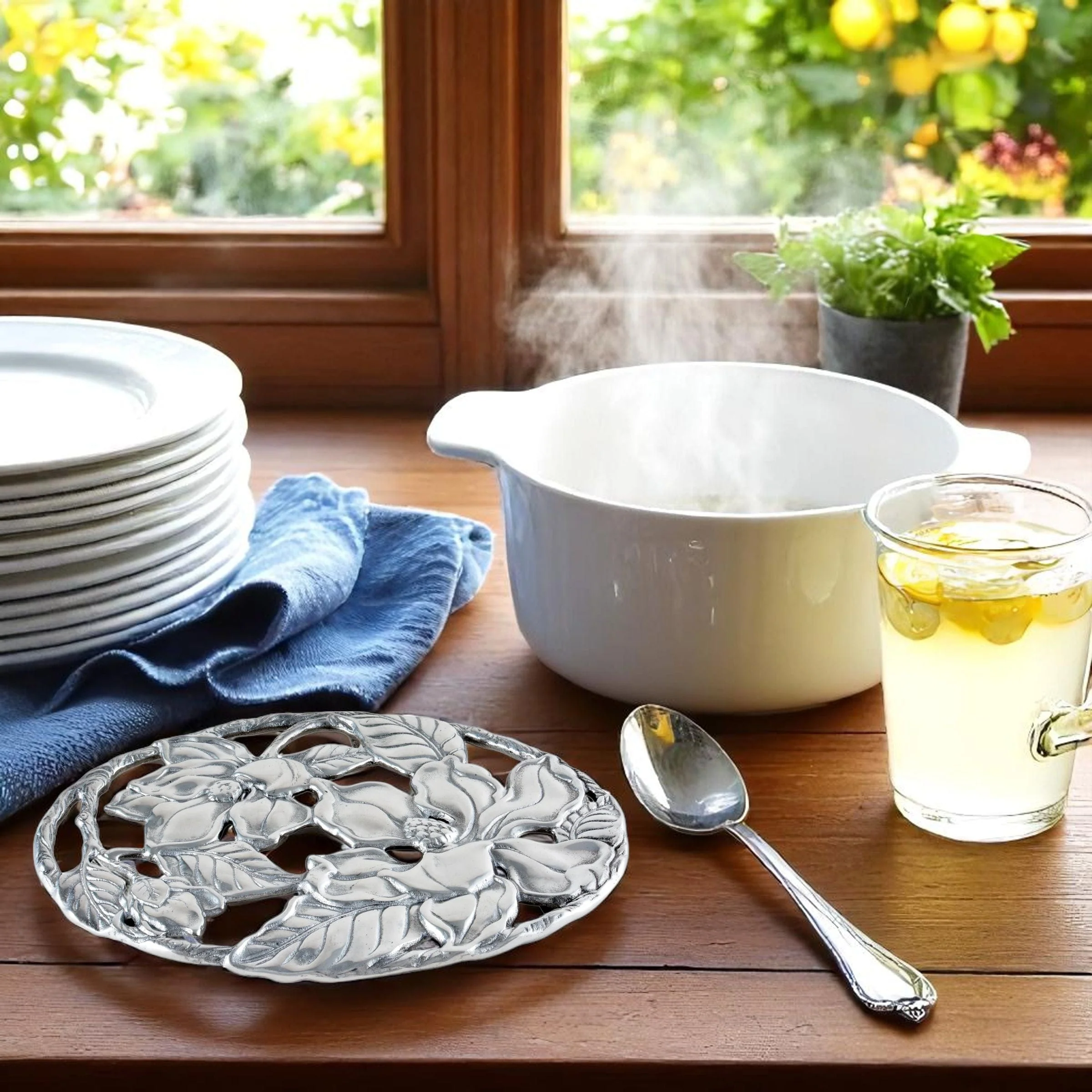 Magnolia Trivet - Image 3