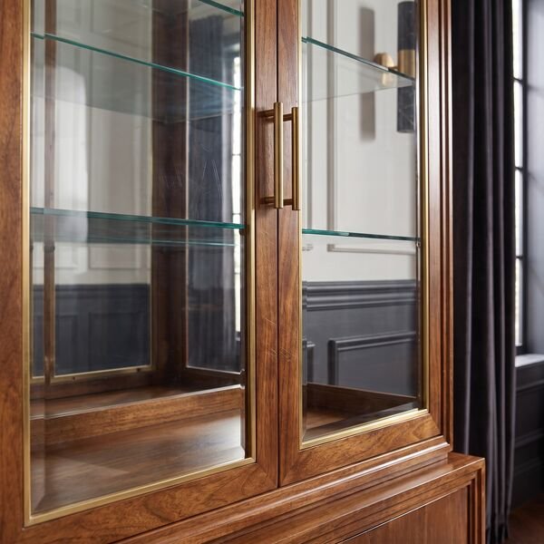 Boulevard Display Curio