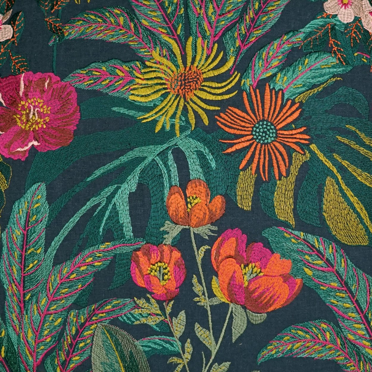 D.V. Kap Abelia Decorative Pillow detail