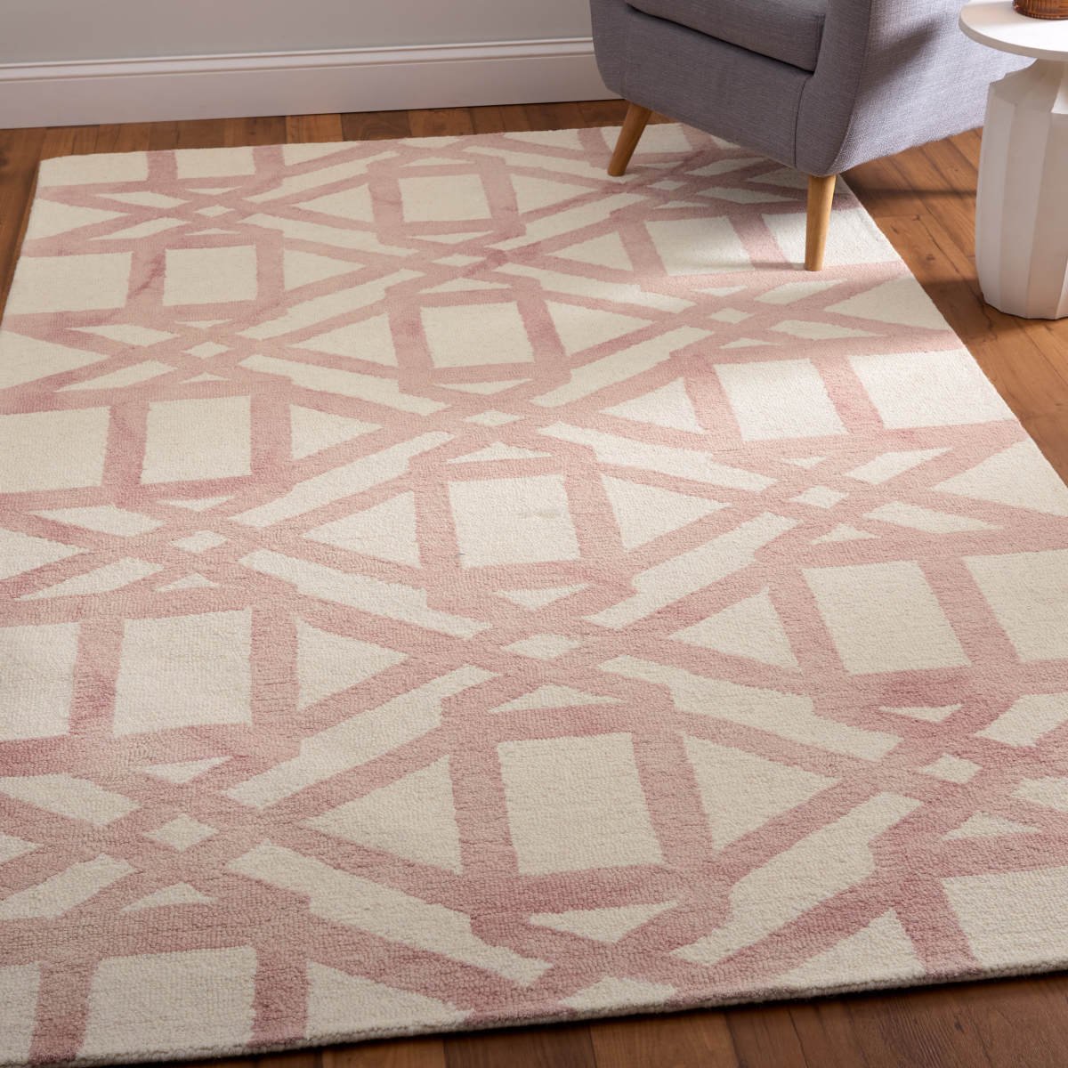 Feizy Lorrain 8571F Blush Rug - view 3