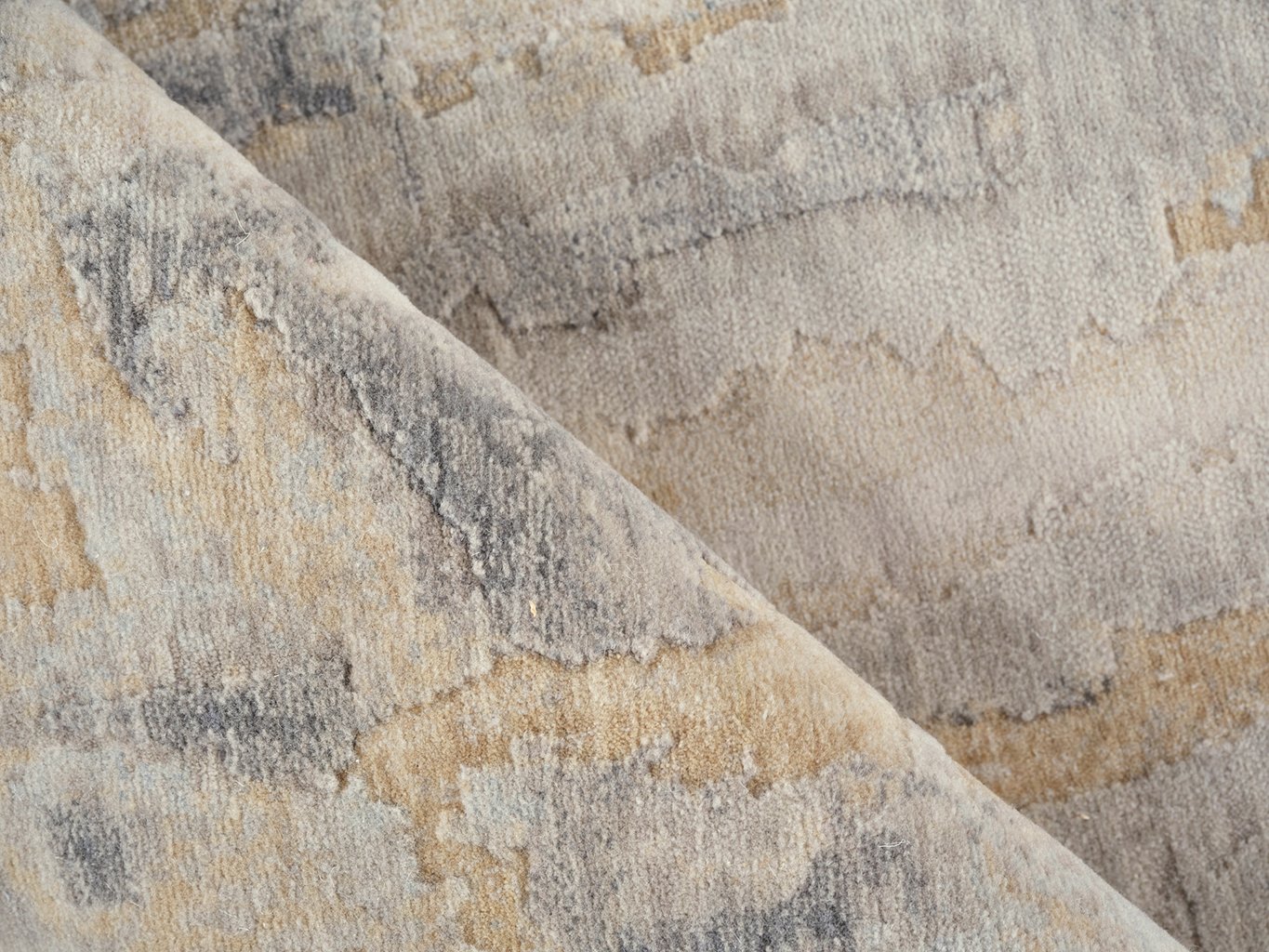 Exquisite Rugs Infinity 7233 rug - view 3