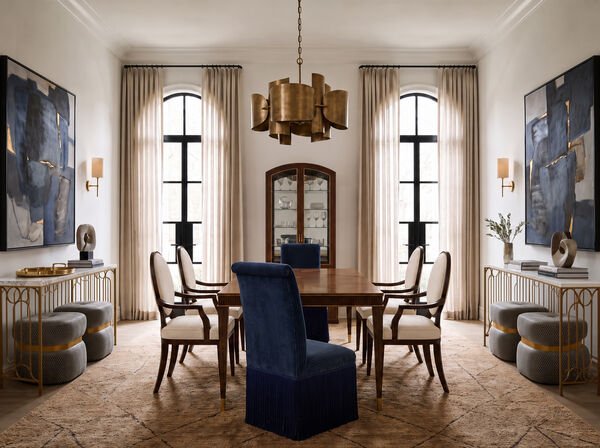 Boulevard Display Curio